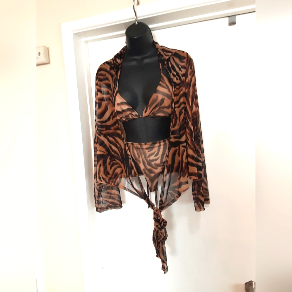 Animal Print 3-Piece Mesh String Bilkini w/Matching Long Sleeve Shirt